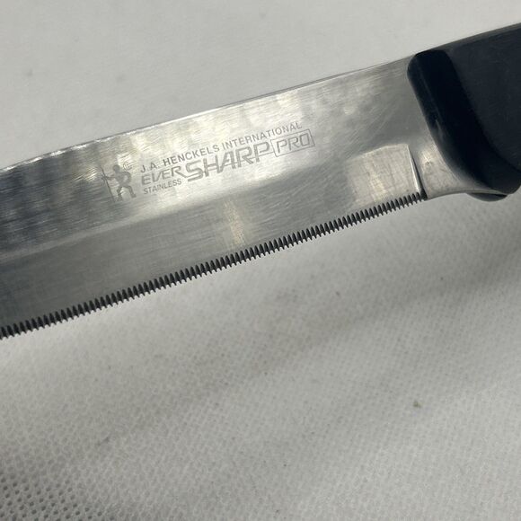 JA Henckels Int Ever Sharp Pro 5” Serrated Blade Boning Knife 31354-140 - Picture 3 of 5